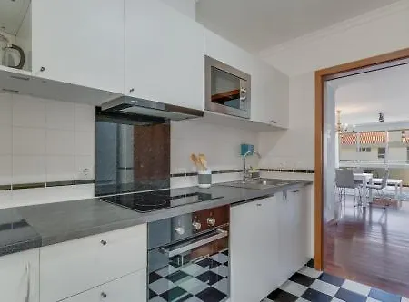 Ajuda I 3br Near Lido With Parking Διαμέρισμα