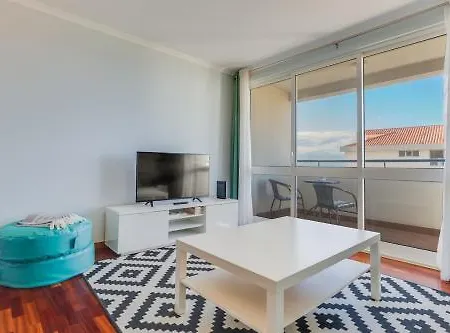 Ajuda I 3br Near Lido With Parking Διαμέρισμα Φουνκάλ