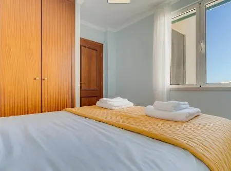 Apartment Ajuda I 3br Near Lido With Parking
