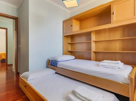 Ajuda I 3br Near Lido With Parking *
