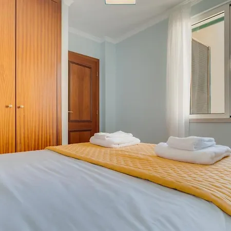 Ajuda I 3br Near Lido With Parking Apartment *