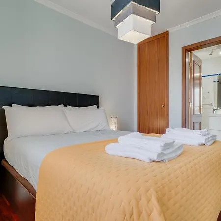 Ajuda I 3br Near Lido With Parking Apartment *