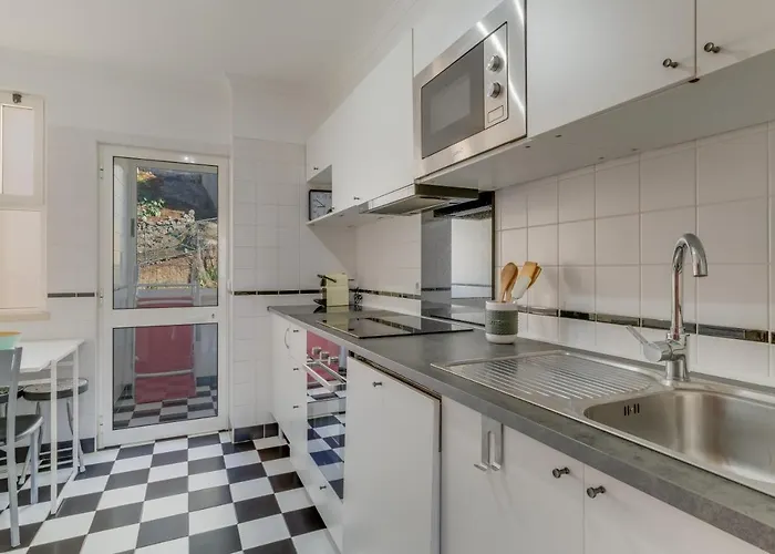 Ajuda I Φουνκάλ